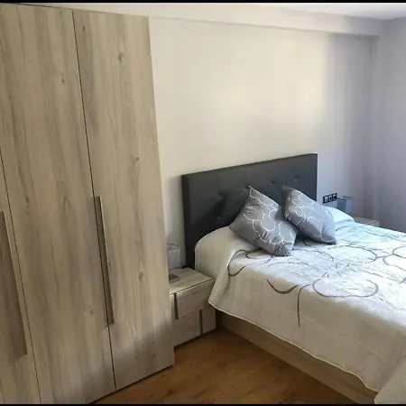 Apartment Precioso Con Piscina, Ideal Familias! Sort